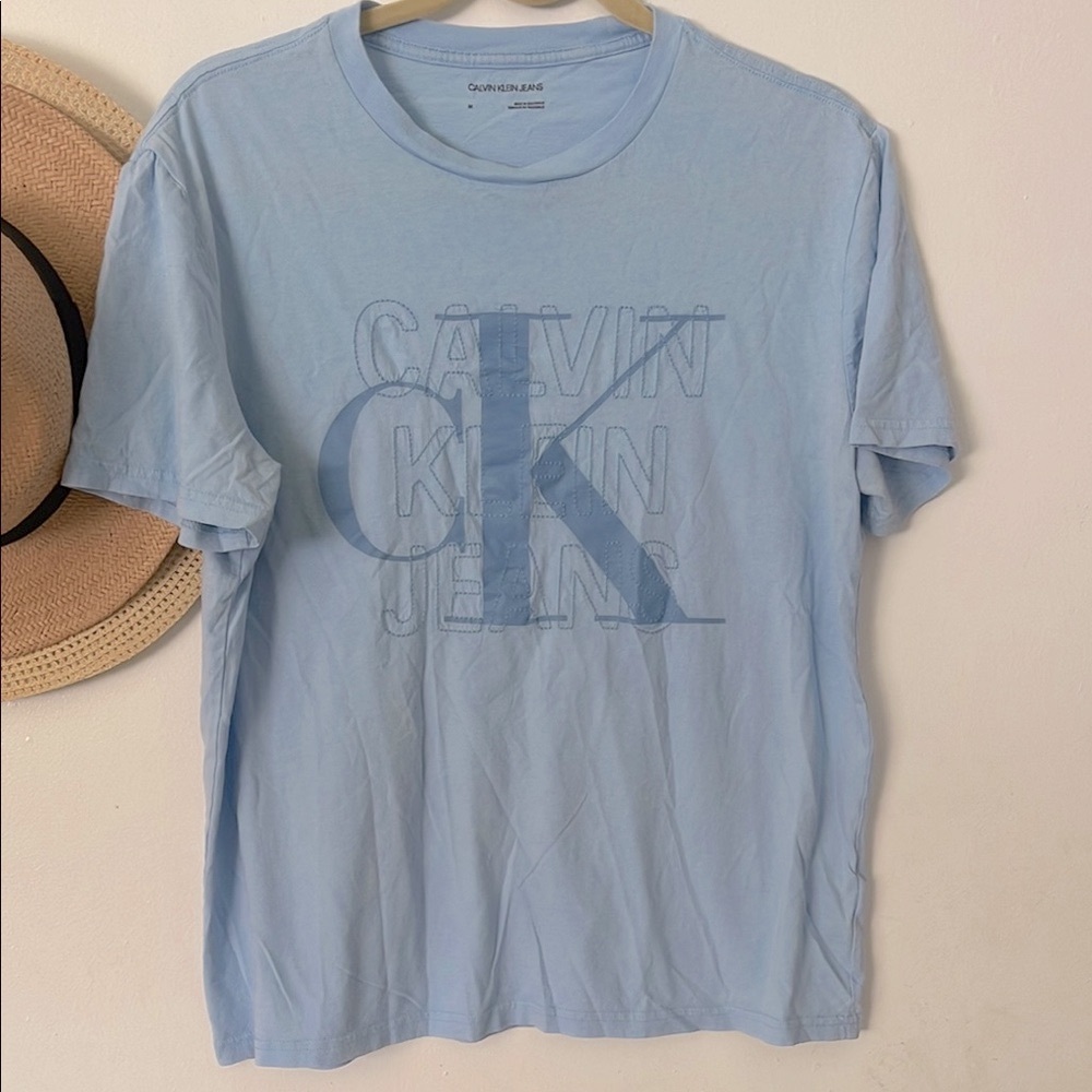 Calvin Klein Men's Light Blue T-Shirt